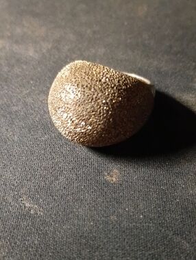 ELEGANT VINTAGE 1970'S LES BERNARD Dome ring